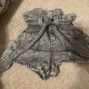 high waisted tied denim shorts